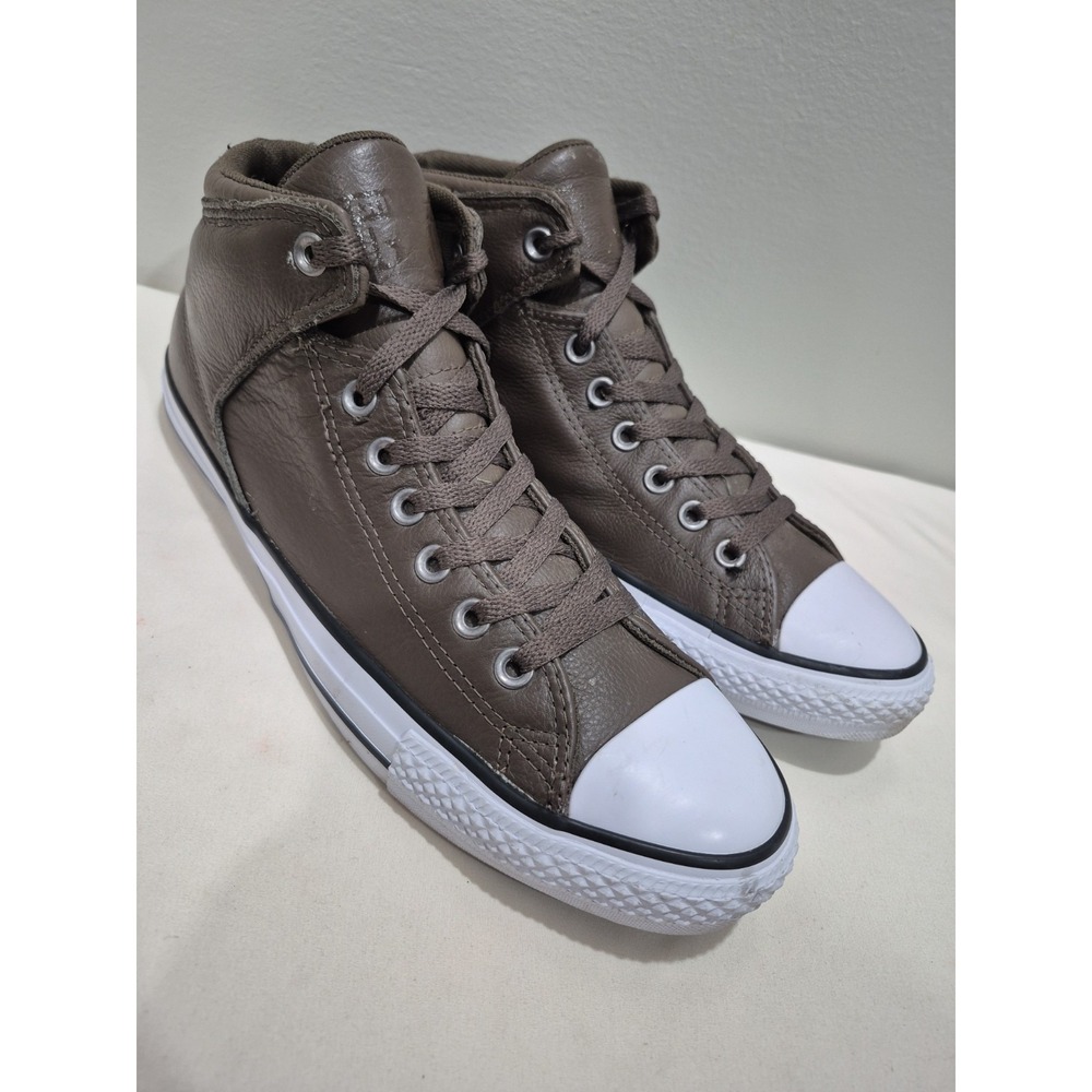 Converse All Star Chuck Taylor Sz M10/W12 Leather Hi Top 151052C